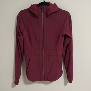 lululemon Define Hooded Jacket Nulu in maroon